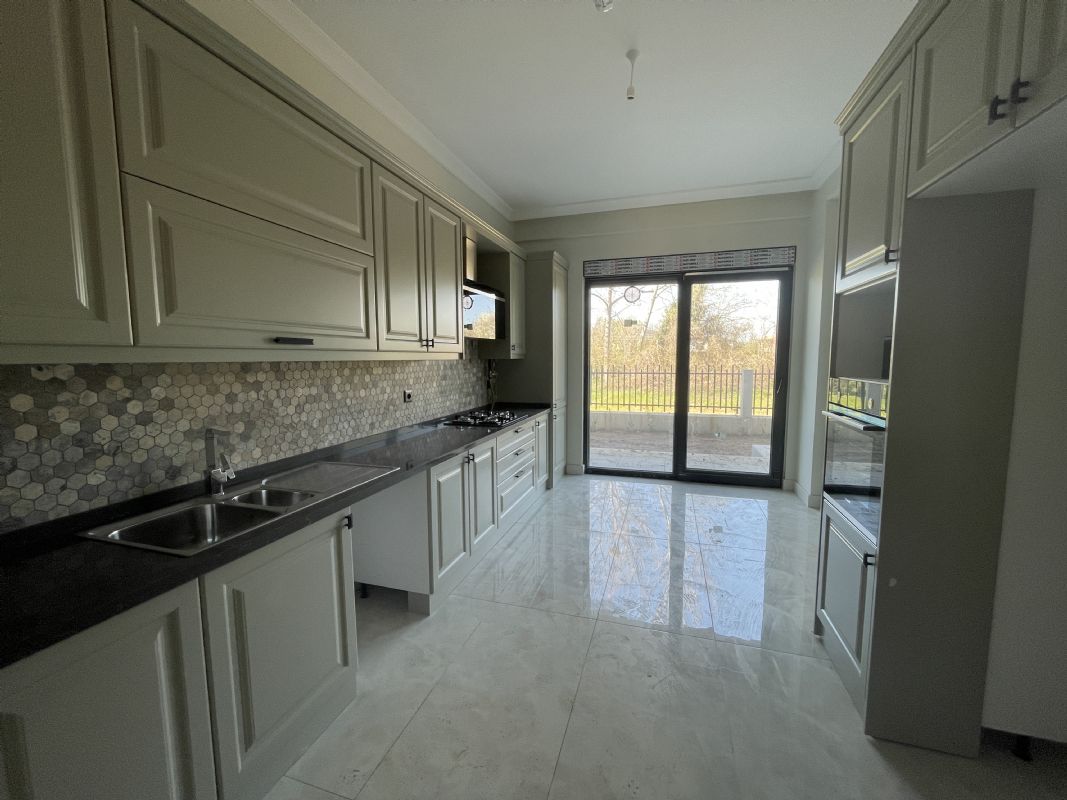 DÜZCE MERKEZ AKINLARDA 4+1 İKİZ SATILIK LÜX VİLLALAR