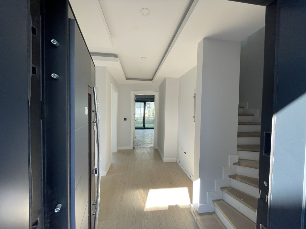 DÜZCE KUYUMCUHACIAİLDE SATILIK OTURUMA HAZIR 4+1 LÜX VİLLALAR