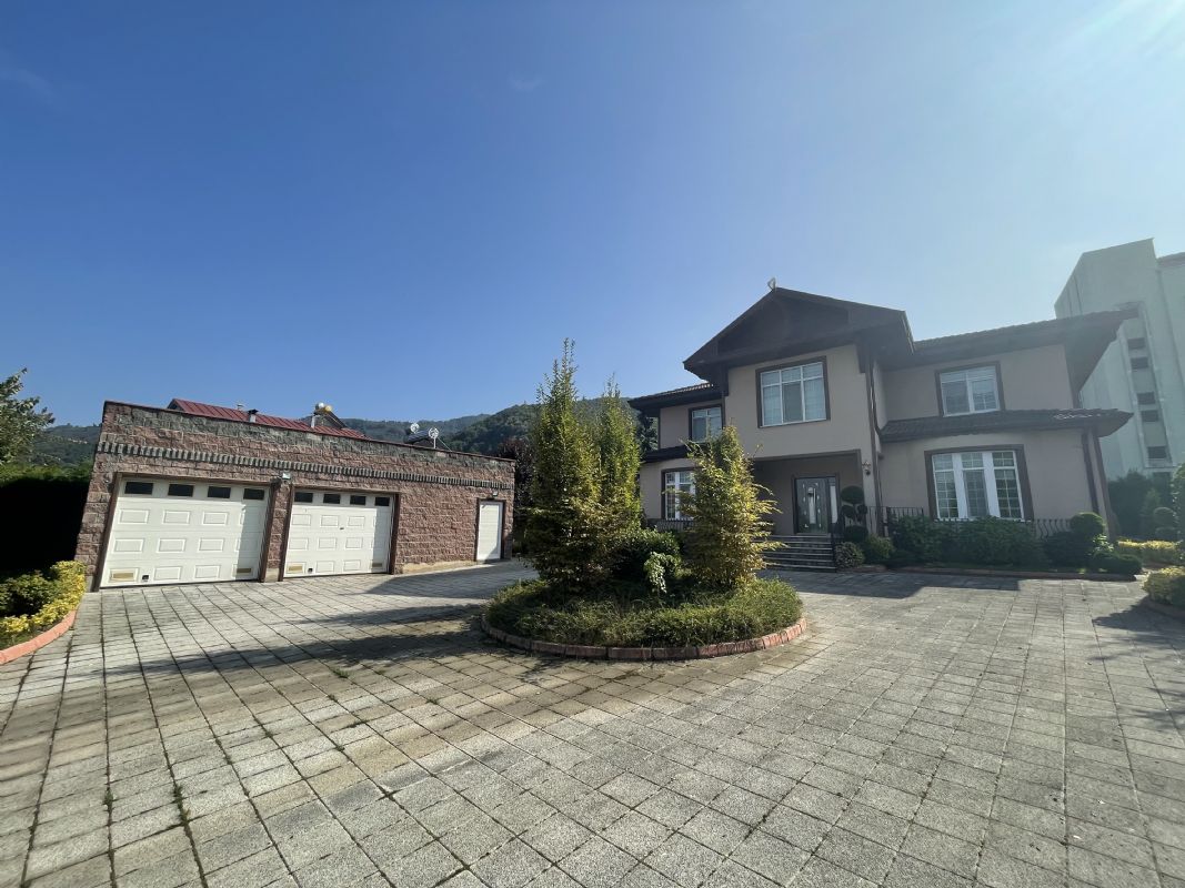 DÜZCE MERKEZ ?AYDPINPINAR KÖYÜNDE  SATILIK 5+2 350 M2 SATILIK V