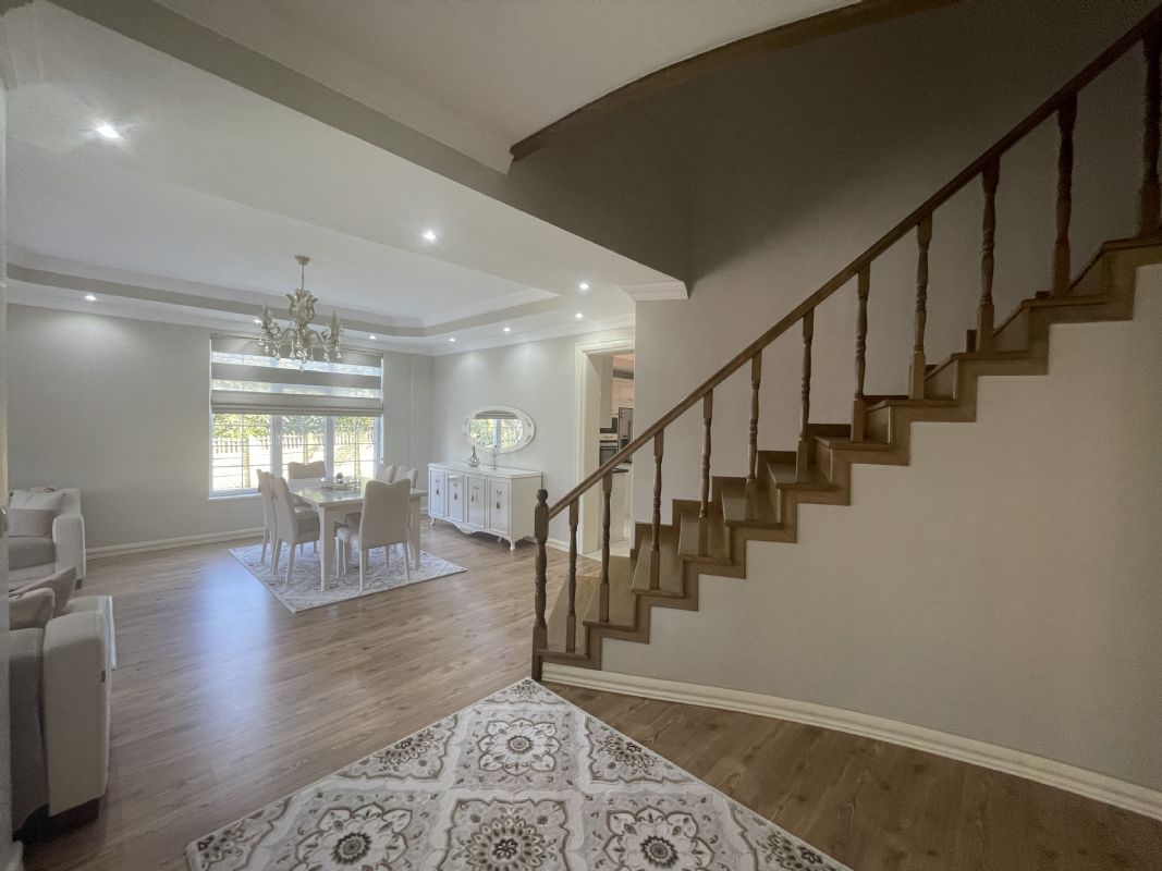 DÜZCE MERKEZ ?AYDPINPINAR KÖYÜNDE  SATILIK 5+2 350 M2 SATILIK V