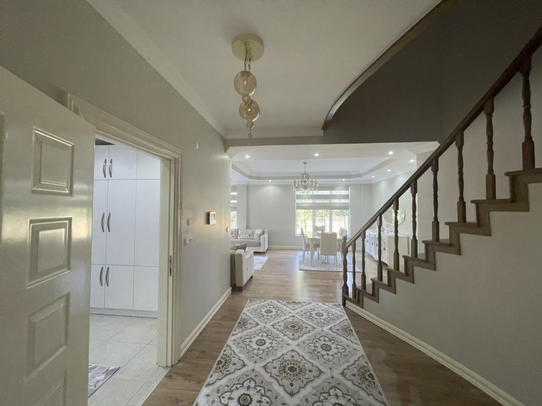 DÜZCE MERKEZ ?AYDPINPINAR KÖYÜNDE  SATILIK 5+2 350 M2 SATILIK V