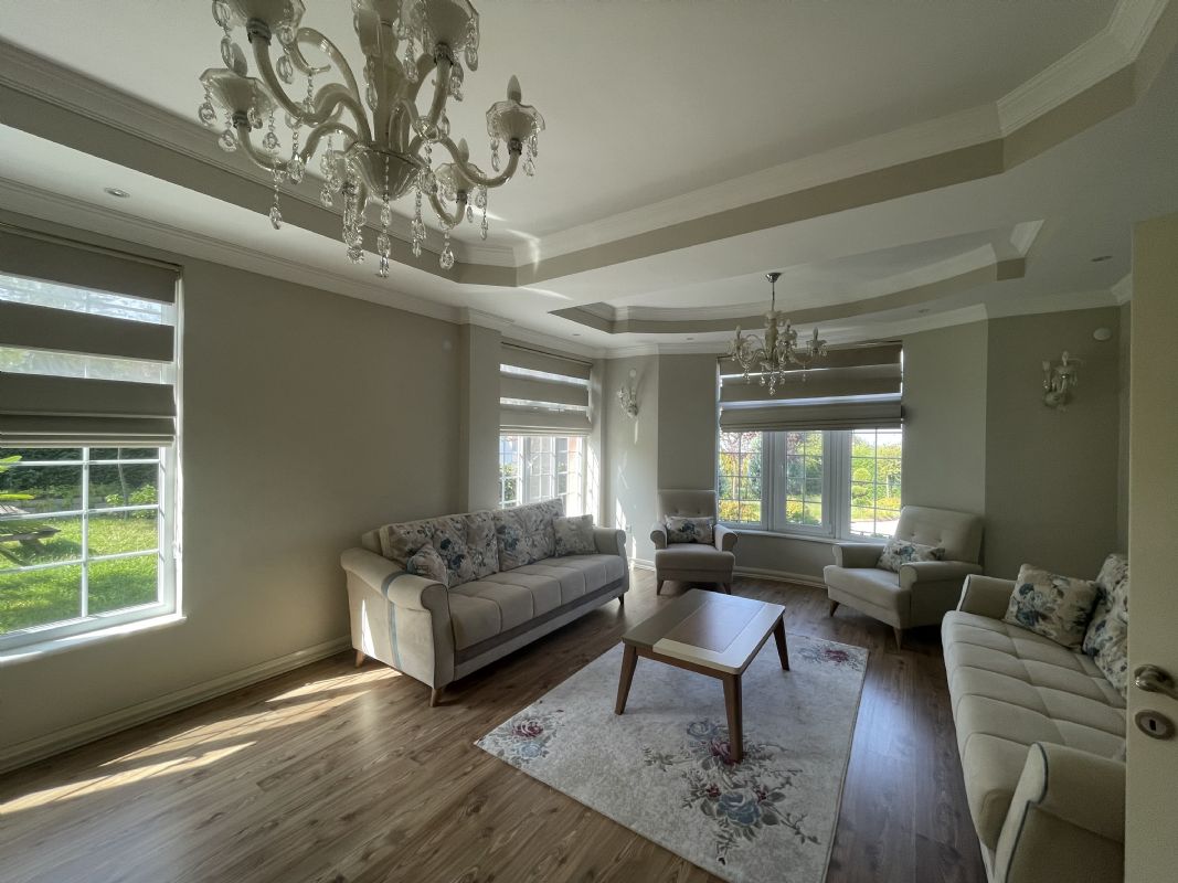 DÜZCE MERKEZ ?AYDPINPINAR KÖYÜNDE  SATILIK 5+2 350 M2 SATILIK V