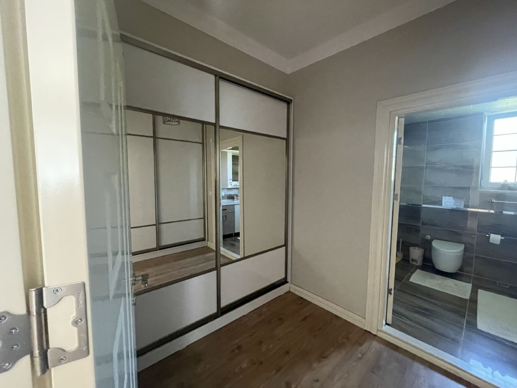 DÜZCE MERKEZ ?AYDPINPINAR KÖYÜNDE  SATILIK 5+2 350 M2 SATILIK V