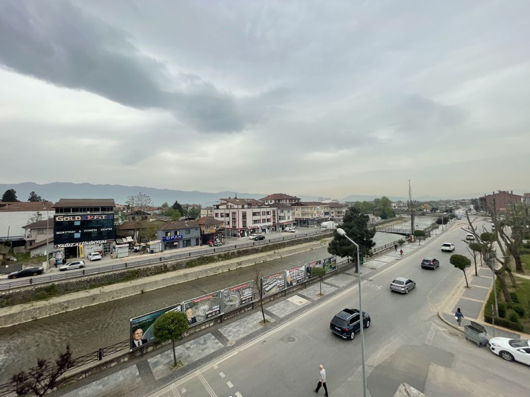 DÜZCEM MERKEZ VALİLİK YANINDA KOMPLE SATILIK BİNA