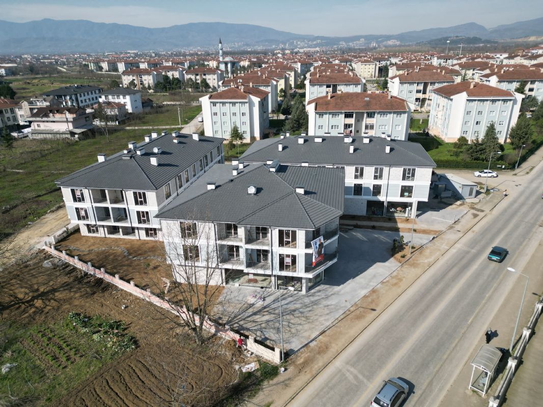 DÜZCE MERKEZ KOÇYAZI MAH CAD ÜSTÜNDE SATILIK DÜKKAN MAĞAZA