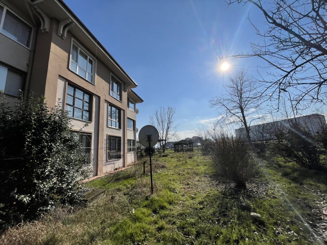 DÜZCE MERKEZ GÜZELBAHÇE MAH SATILIK ARA KAT 3+1 DAİRE