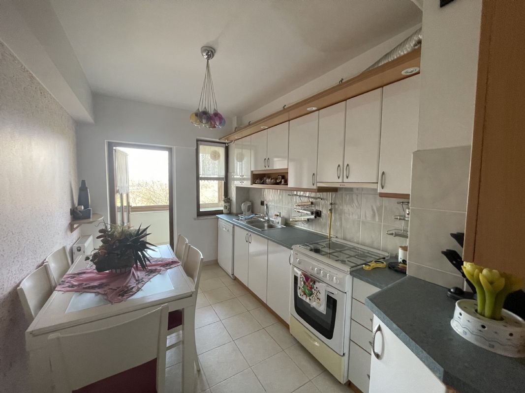 DÜZCE MERKEZ GÜZELBAHÇE MAH SATILIK ARA KAT 3+1 DAİRE