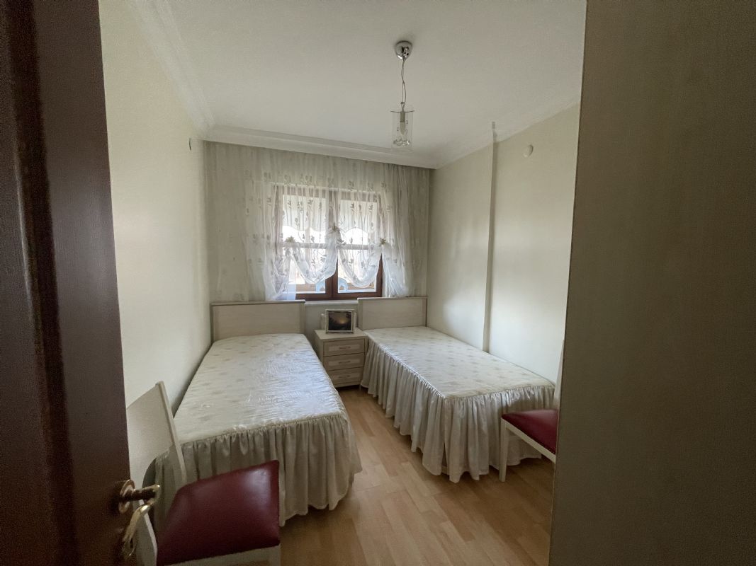 DÜZCE MERKEZ GÜZELBAHÇE MAH SATILIK ARA KAT 3+1 DAİRE