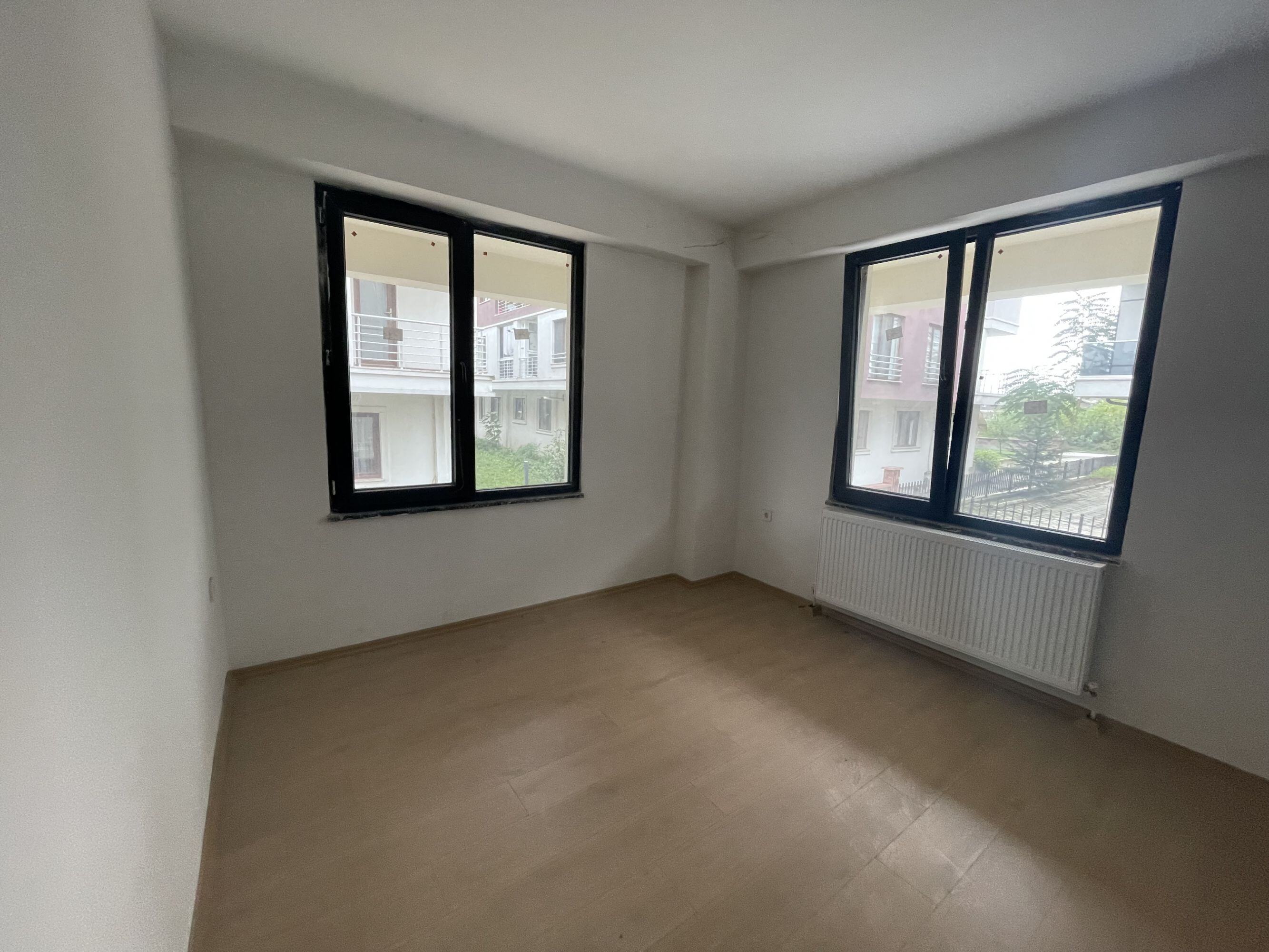 DÜZCE MERKEZ YENİ MAH SATILIK 3+1 & 2+1 BİTMİŞ İSKANLI DAİRELER