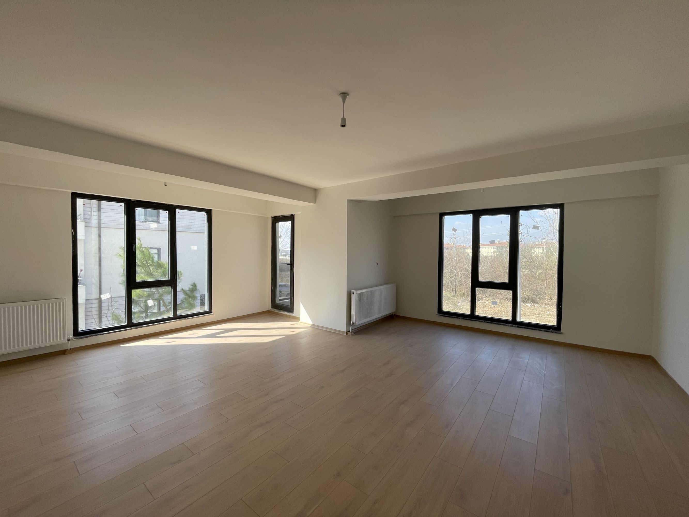 DÜZCE MERKEZ YENİ MAH SATILIK 3+1 & 2+1 BİTMİŞ İSKANLI DAİRELER