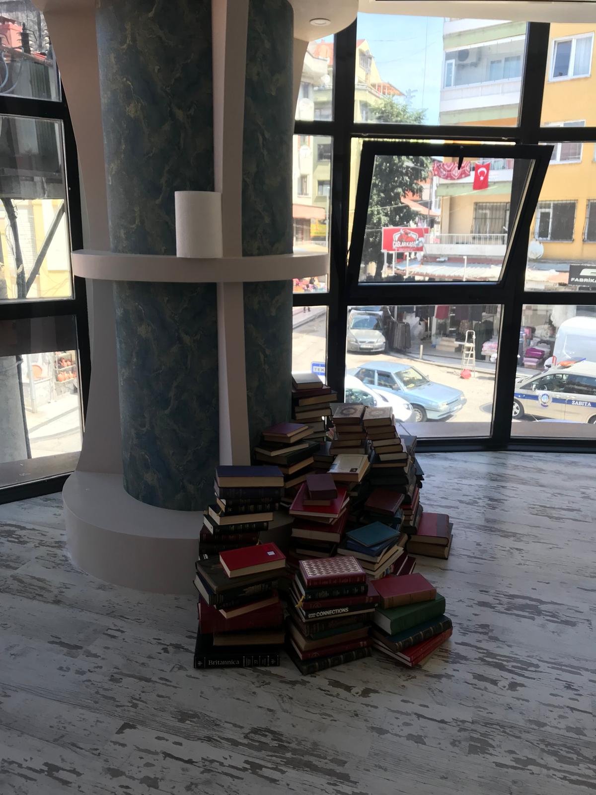 DÜZCE MERKEZ PAK EKİZCELİ İŞ MERKEZİNDE SATILIK KÖŞE OFİS & BÜRO