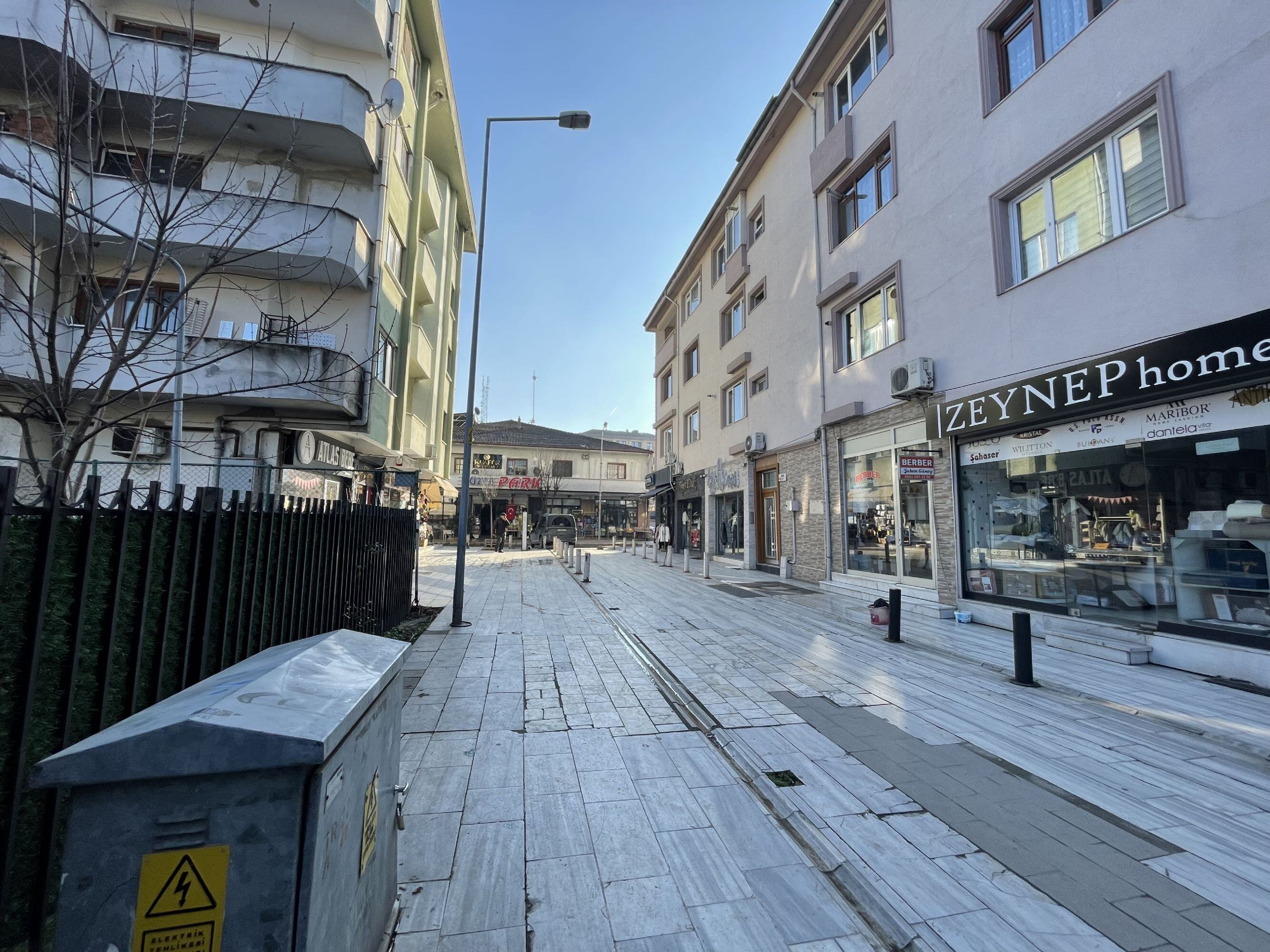 DÜZCE MERKEZ KÜLTÜR MAH SATILIK DÜKKAN