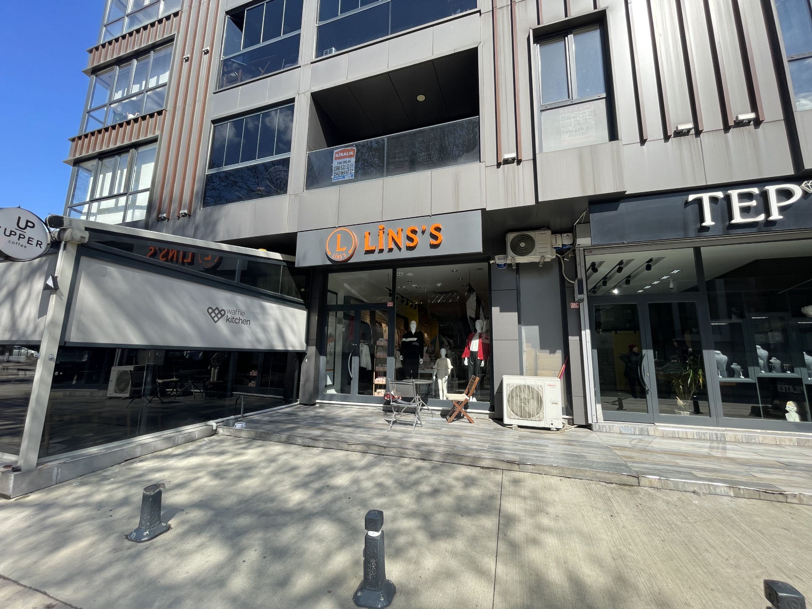 DÜZCE MERKEZ KÜLTÜR MAH ANA CAD ÜZERİNDE SATILIK DÜKKAN MAĞAZA