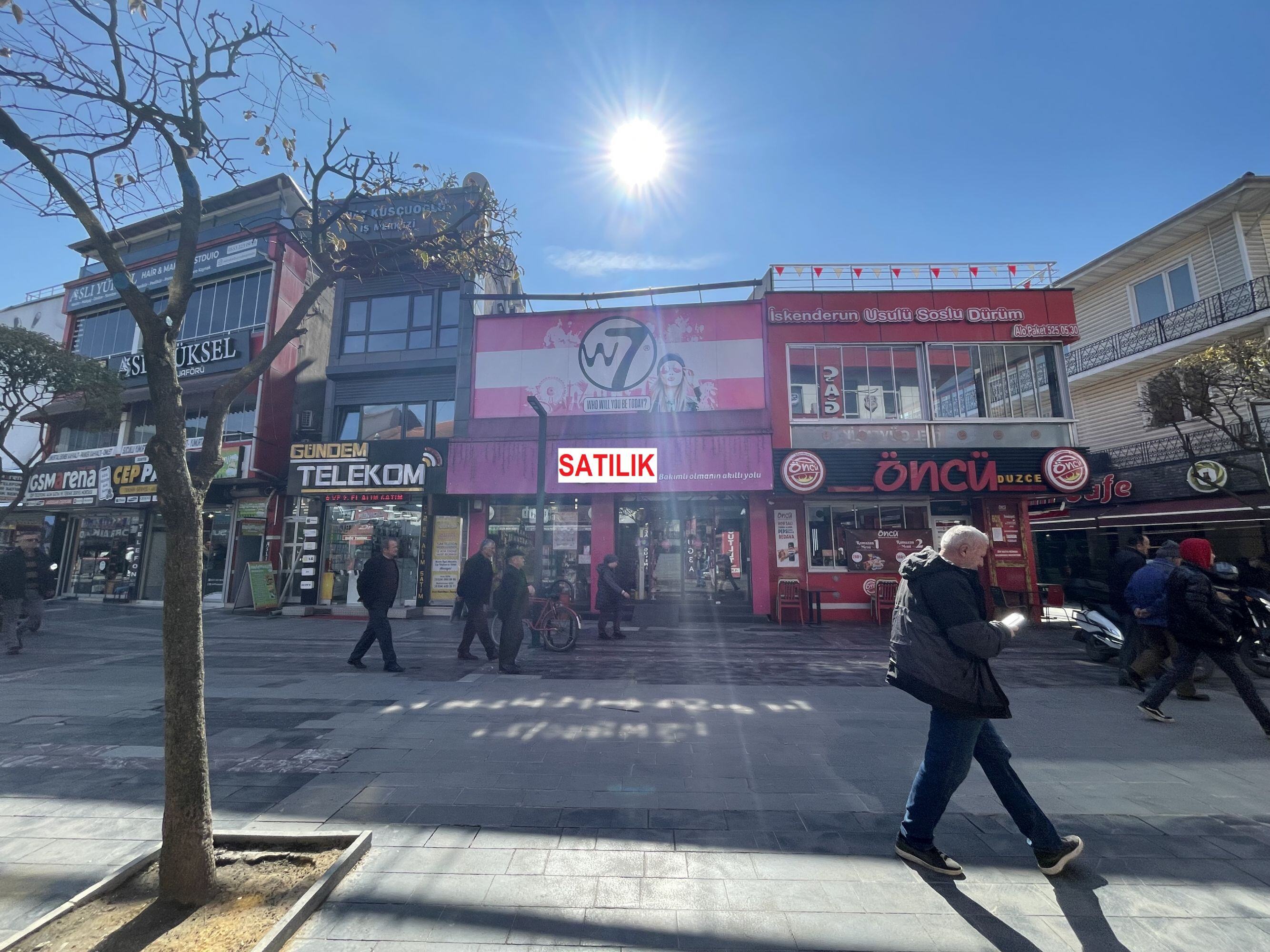 DÜZCE MERKEZ GAZİANTEP CAD. ÜZERİNDE SATILIK DÜKKAN & MAĞAZA