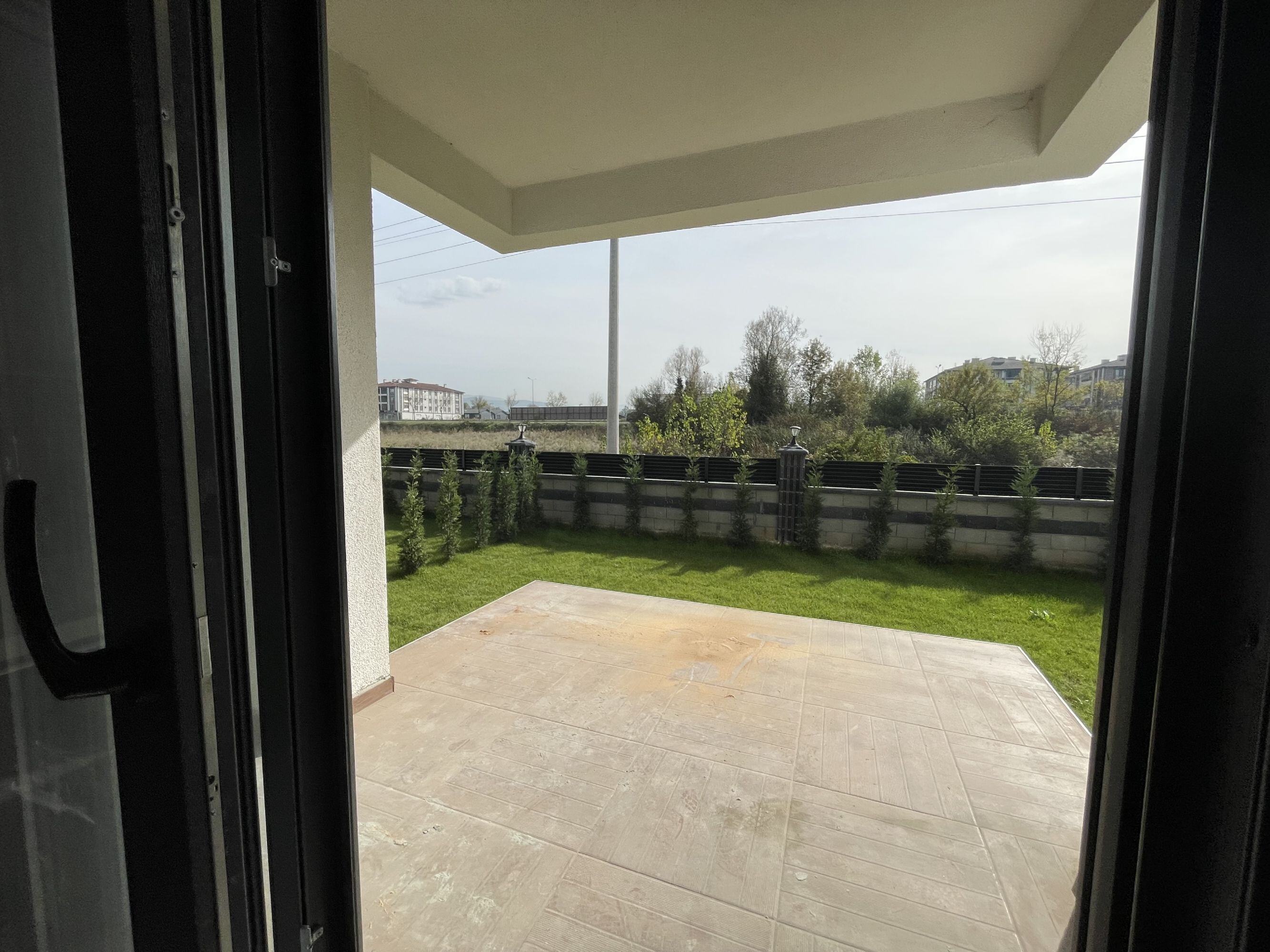 DÜZCE MERKEZ YAHYALAR MAH SATILIK TEKİL 4+1 VİLLA