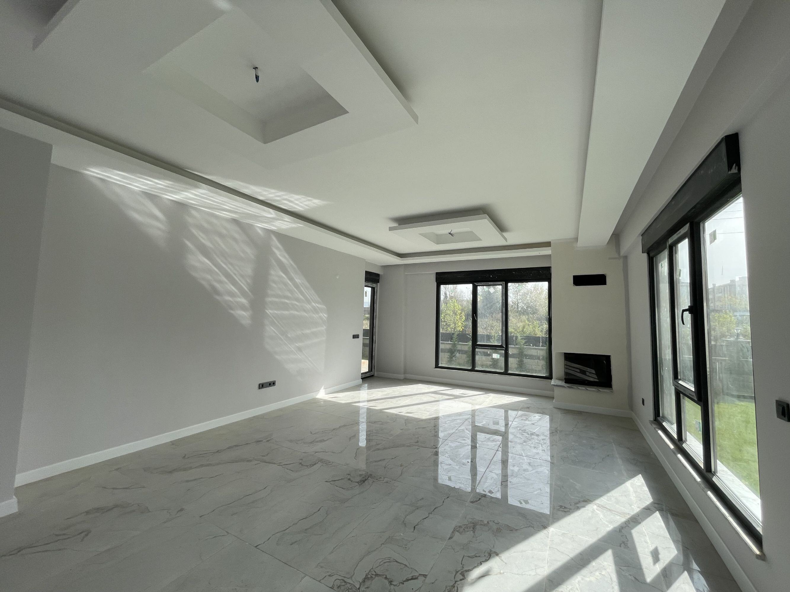 DÜZCE MERKEZ YAHYALAR MAH SATILIK TEKİL 4+1 VİLLA