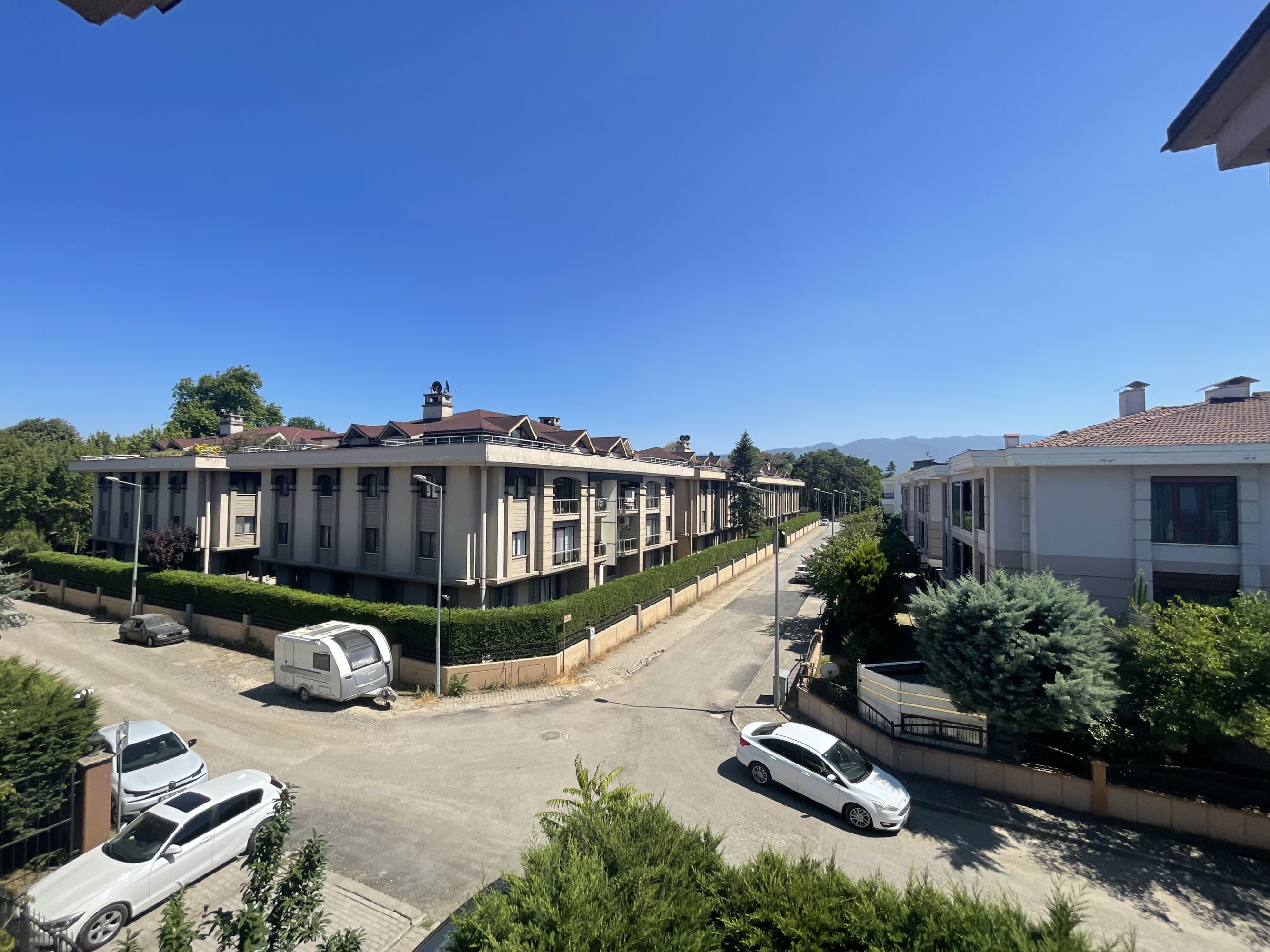 DÜZCE KÜLTÜR PARK SİTESİNDE ÖNÜ AÇIK SATILIK DUBLEX DAİRE