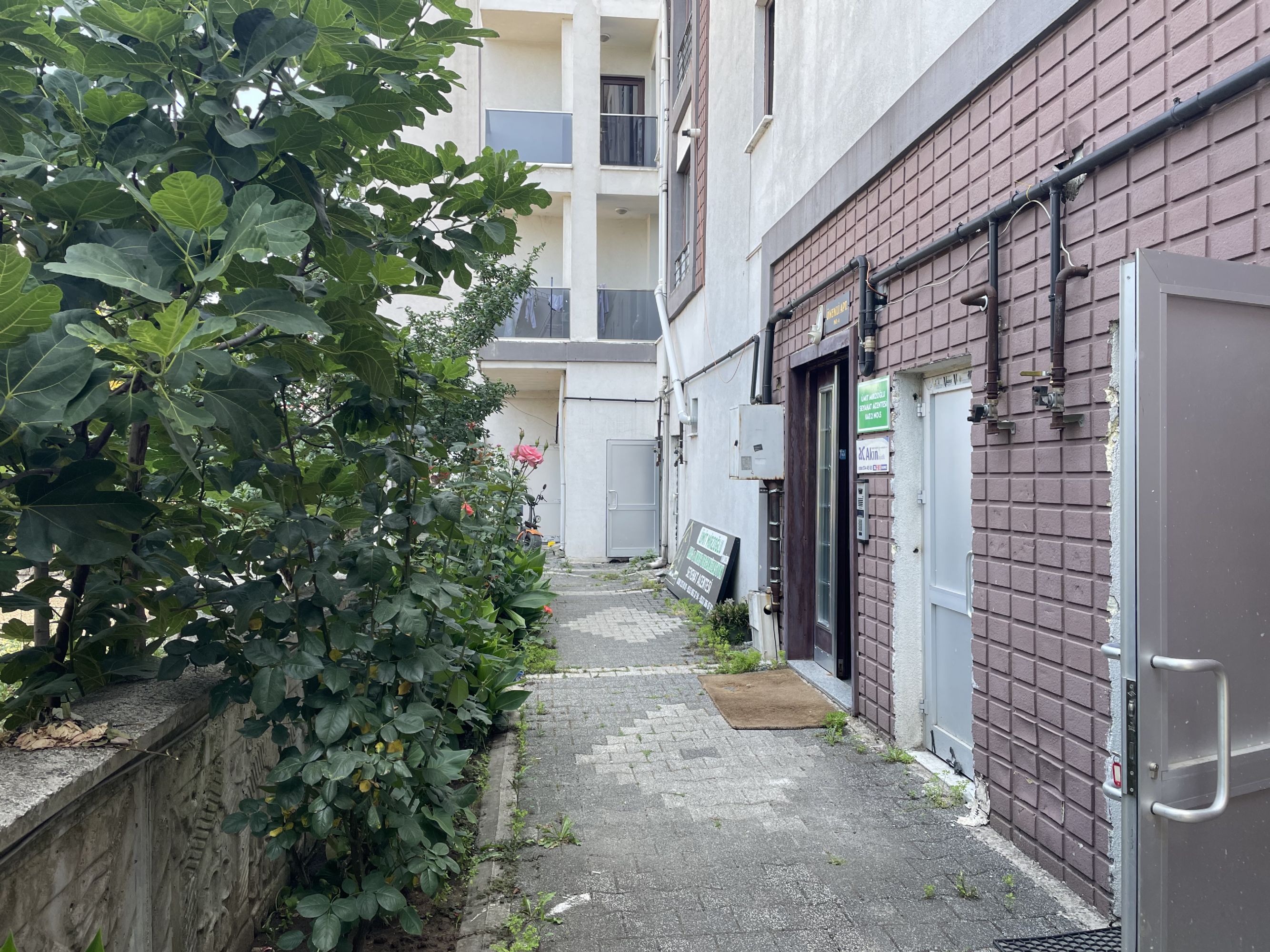 DÜZCE MERKEZ UZUNMUSTAFA MAH SATILIK EN ÜST KAT DAİRE