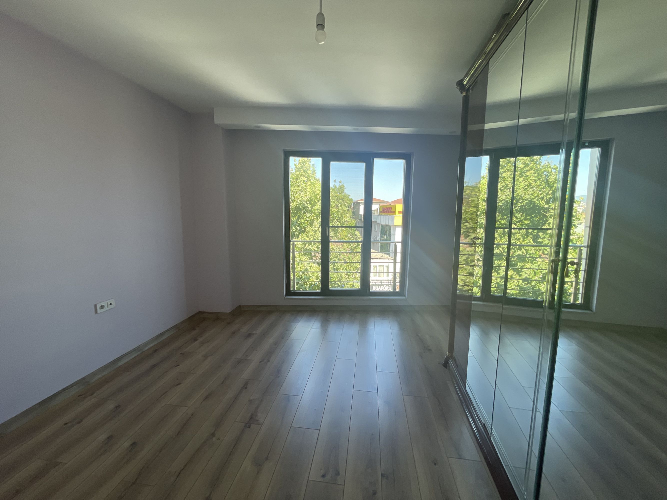 DÜZCE MERKEZ UZUNMUSTAFA MAH SATILIK EN ÜST KAT DAİRE