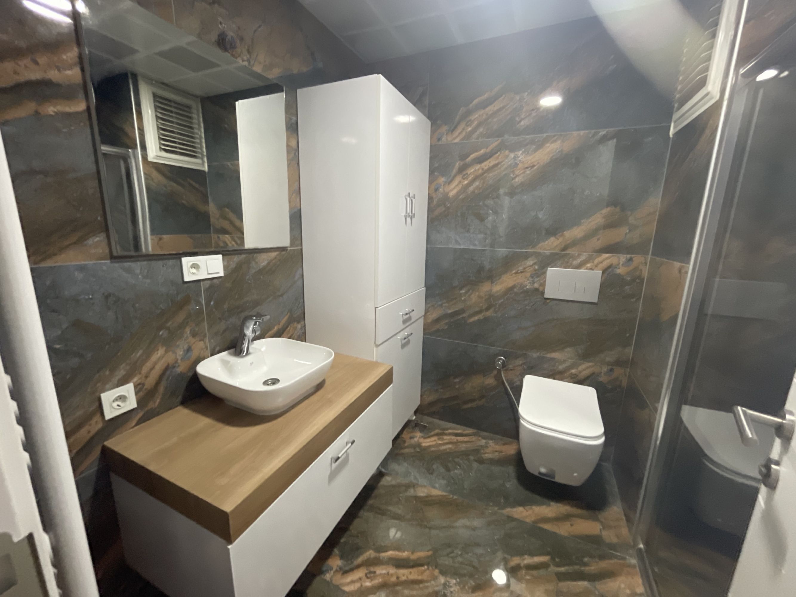 DÜZCE MERKEZ UZUNMUSTAFA MAH SATILIK EN ÜST KAT DAİRE