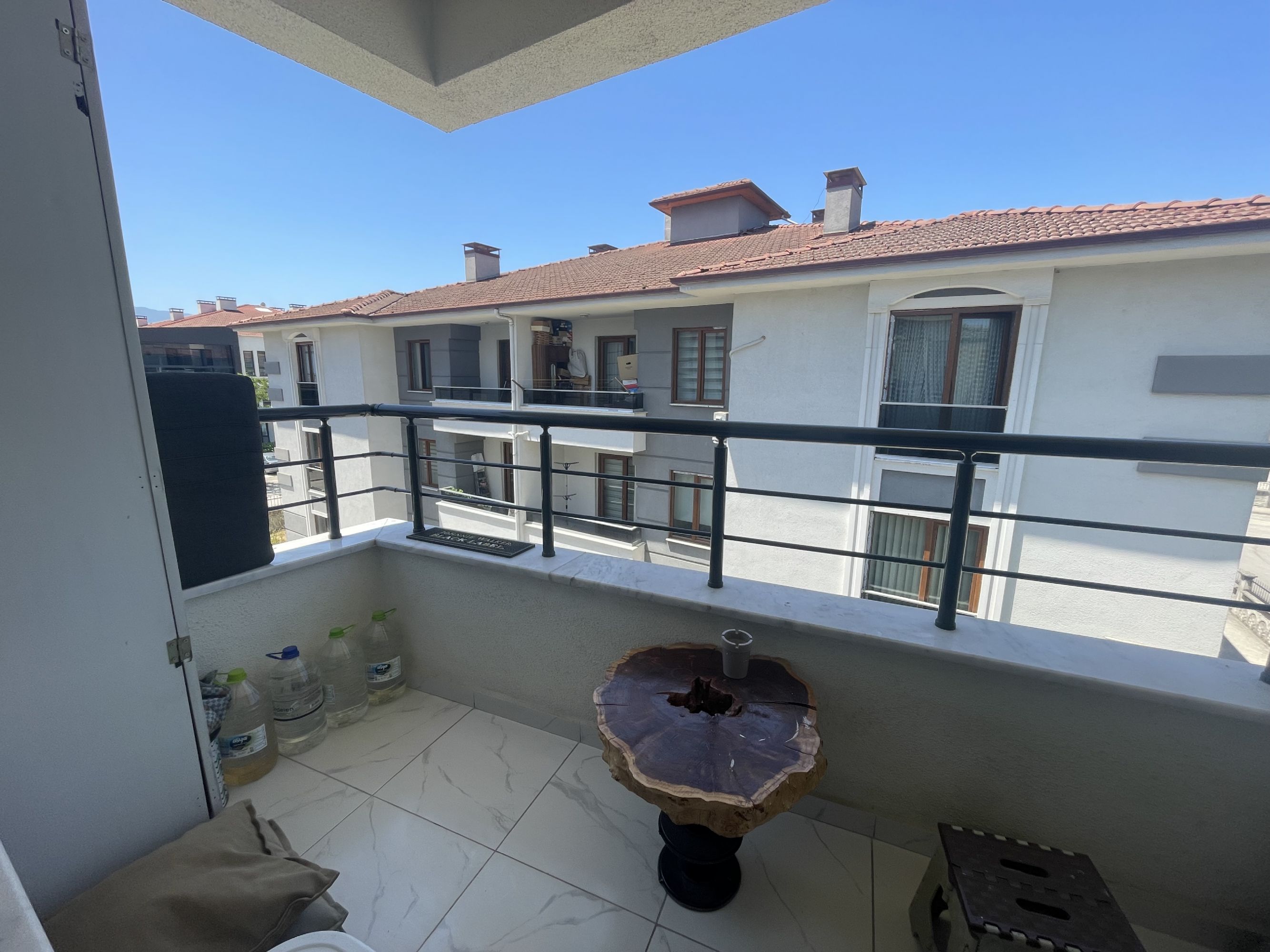 DÜZCE MERKEZ HAMİDİYE MAH EN ÜST KAT KÖŞE 2+1 SATILIK DAİRE