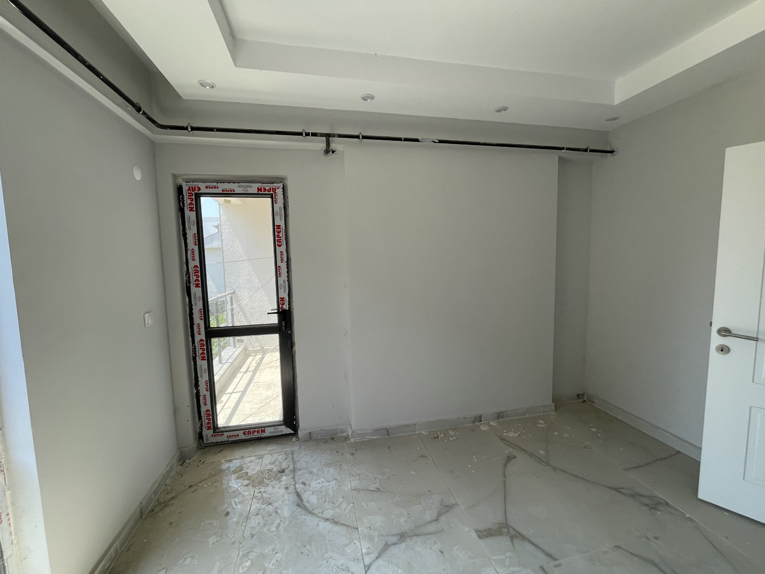 DÜZCE MERKEZ AZİZİYE MAH SATILIK ARA KAT DAİRE