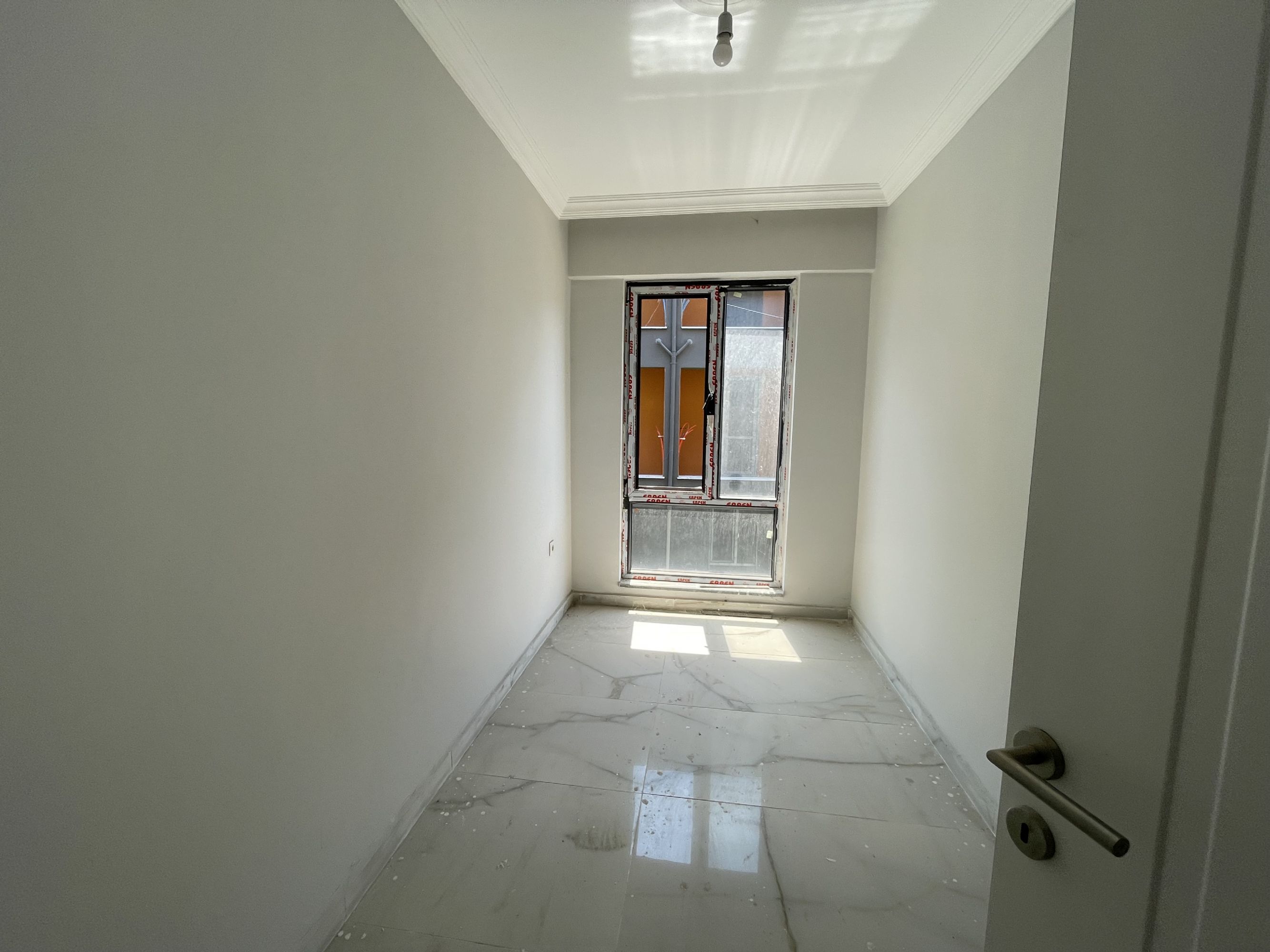 DÜZCE MERKEZ AZİZİYE MAH SATILIK ARA KAT DAİRE