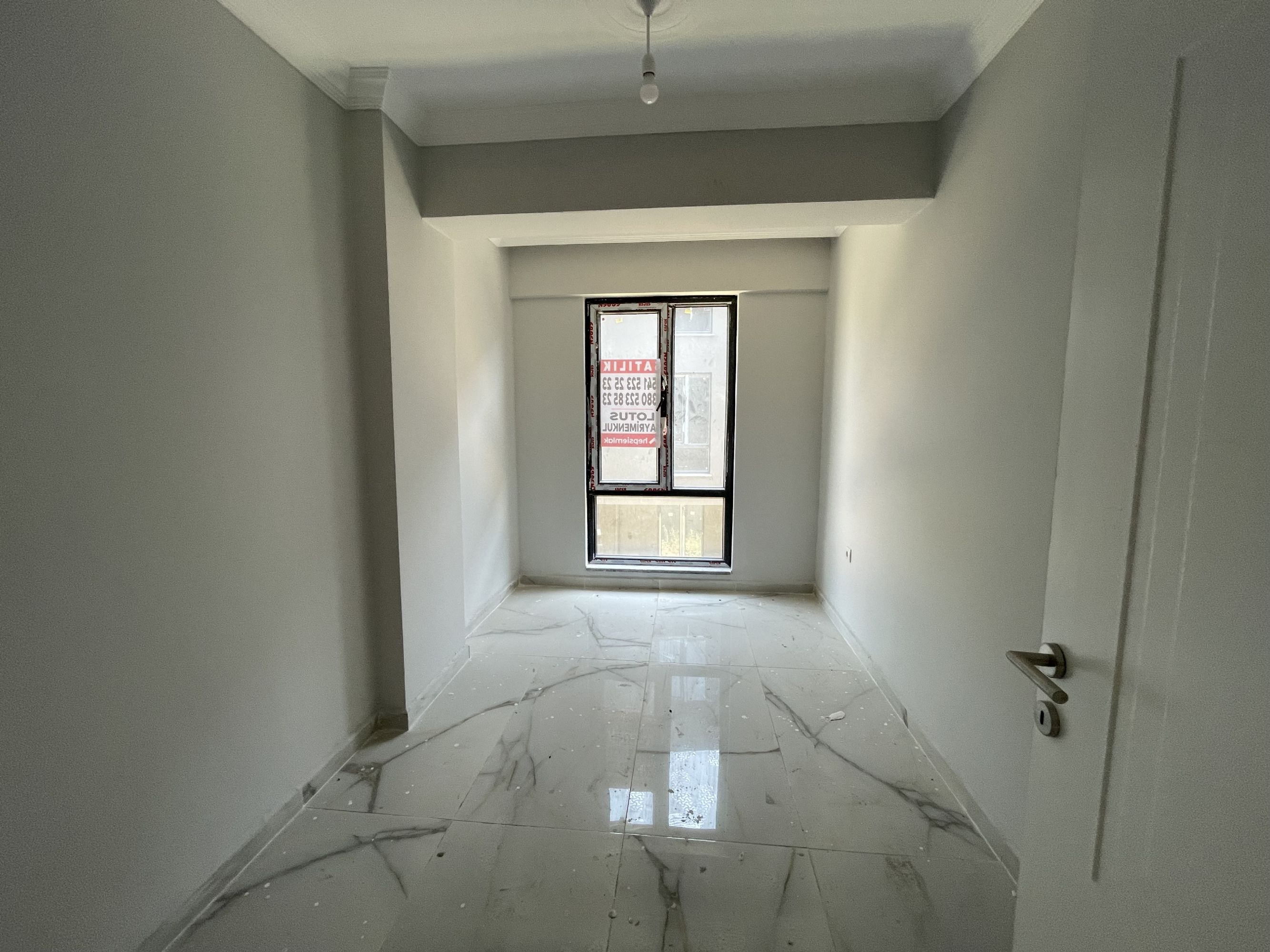 DÜZCE MERKEZ AZİZİYE MAH SATILIK ARA KAT DAİRE