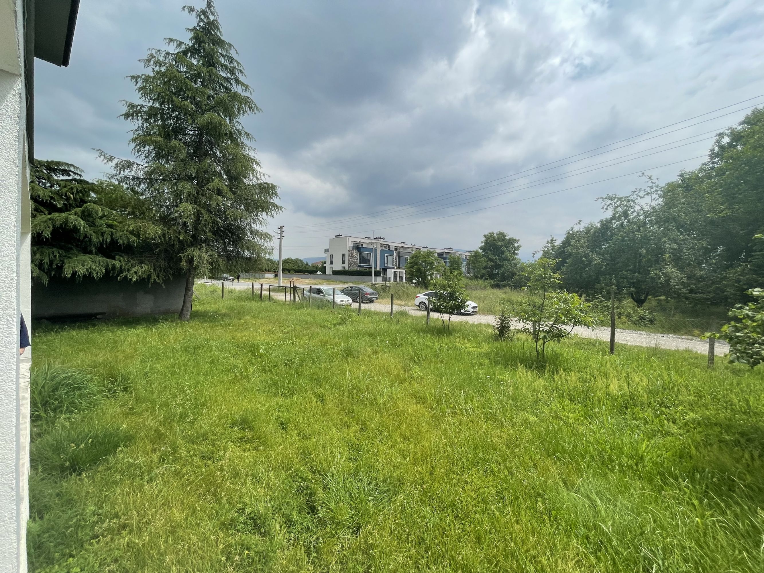 DÜZCE ŞIRALIK MAH SATILIK 875 M2 ARSA İÇİNDE MÜSTAKİL EV