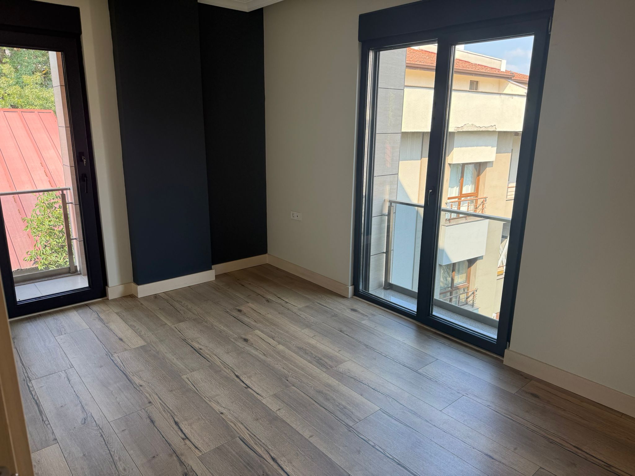 KÜLTÜR MAH MEHMET AKİF CADDESİ ÜSTÜ SATILIK LÜX 3+1 DAİRE