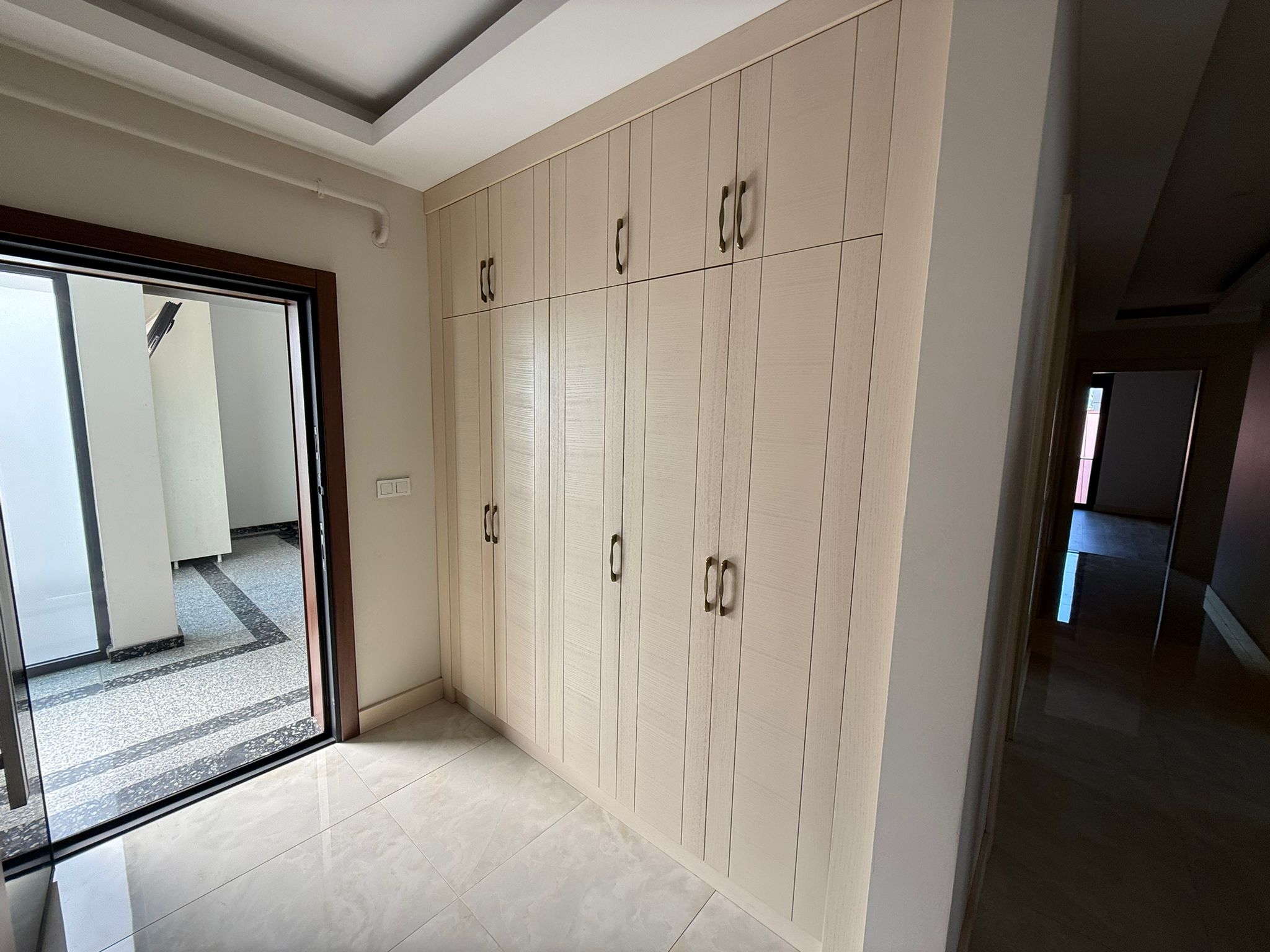 KÜLTÜR MAH MEHMET AKİF CADDESİ ÜSTÜ SATILIK LÜX 3+1 DAİRE