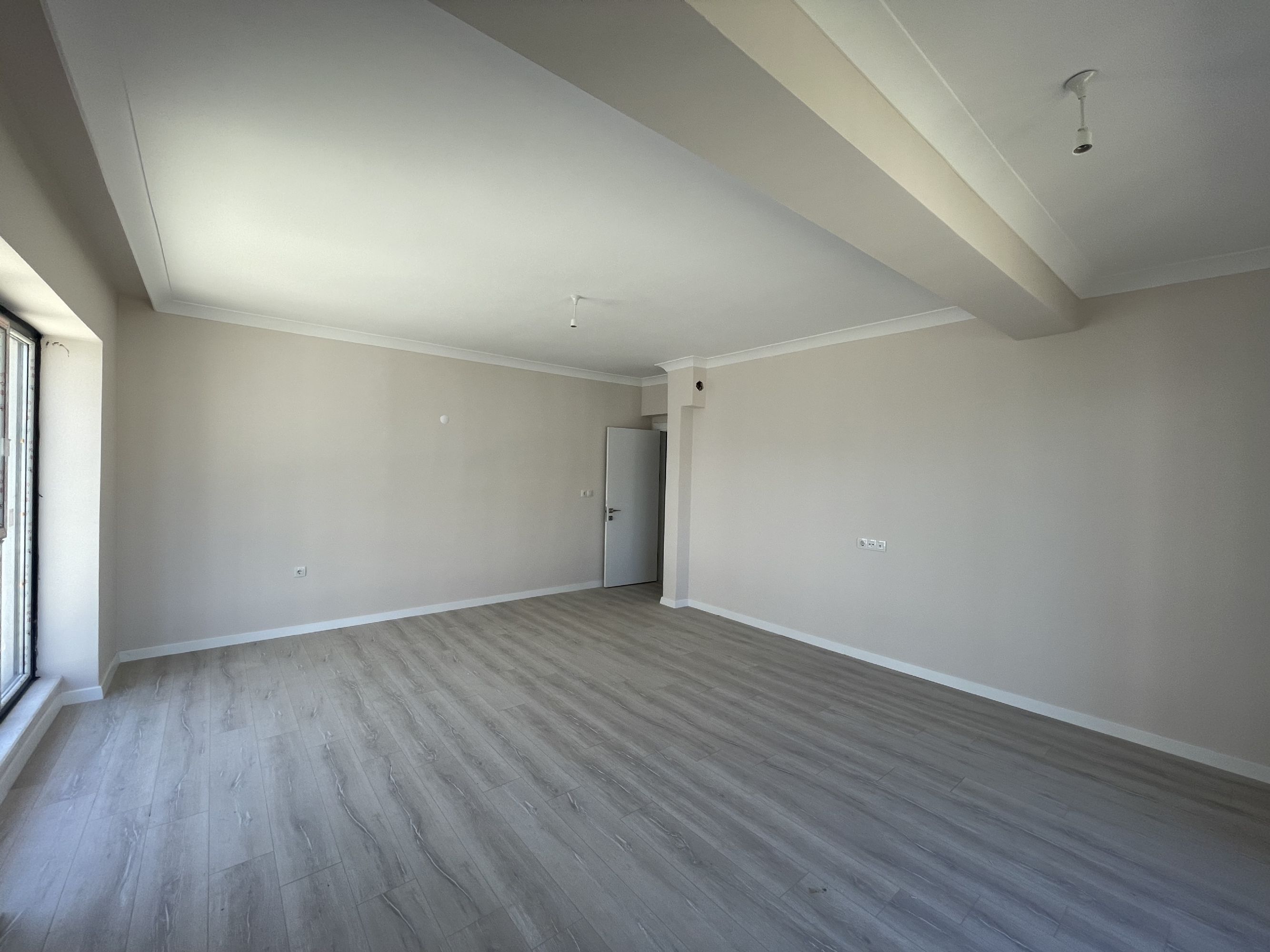 DÜZCE MERKEZ KOÇYAZI MAH SATILIK GENİŞ ARA KAT 2+1 DAİRE