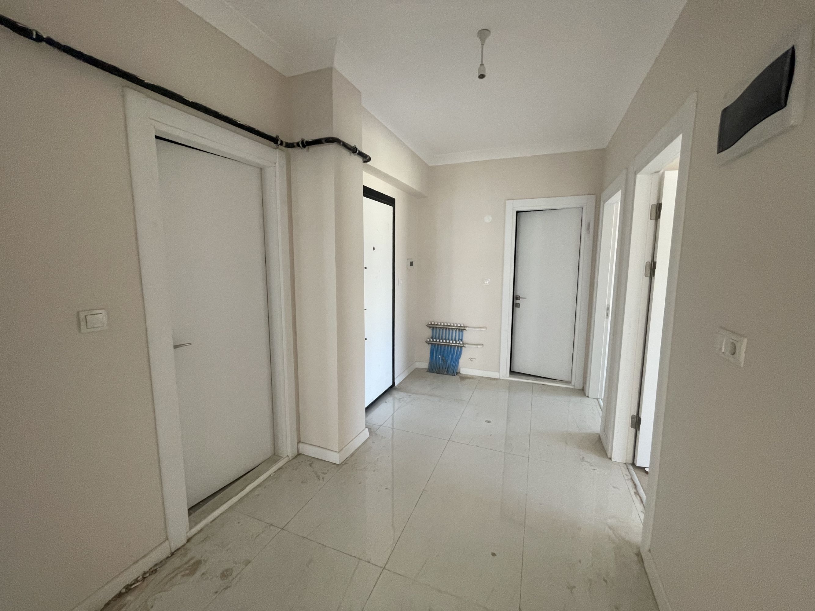 DÜZCE MERKEZ KOÇYAZI MAH SATILIK GENİŞ ARA KAT 2+1 DAİRE