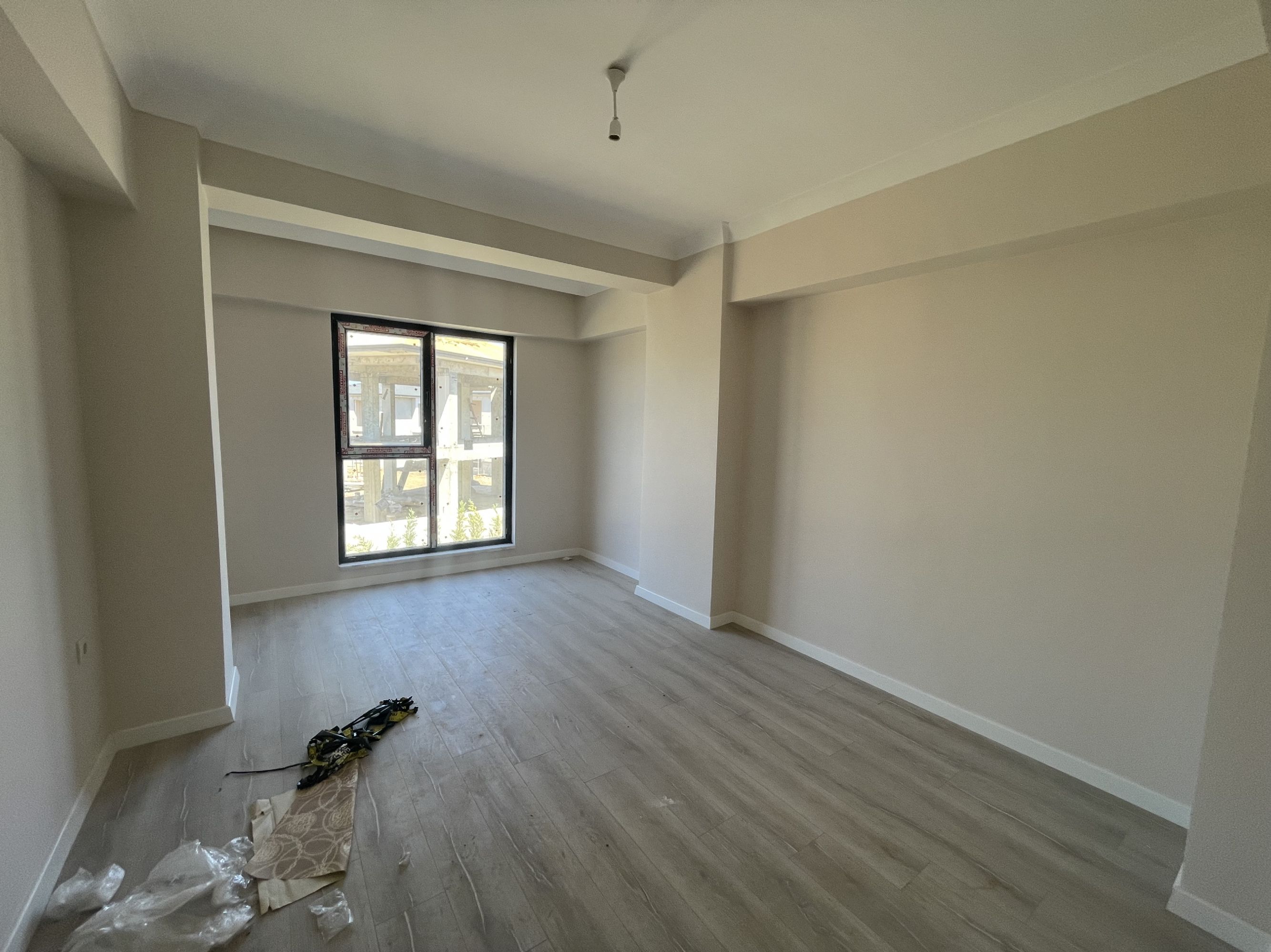 DÜZCE MERKEZ KOÇYAZI MAH SATILIK GENİŞ ARA KAT 2+1 DAİRE