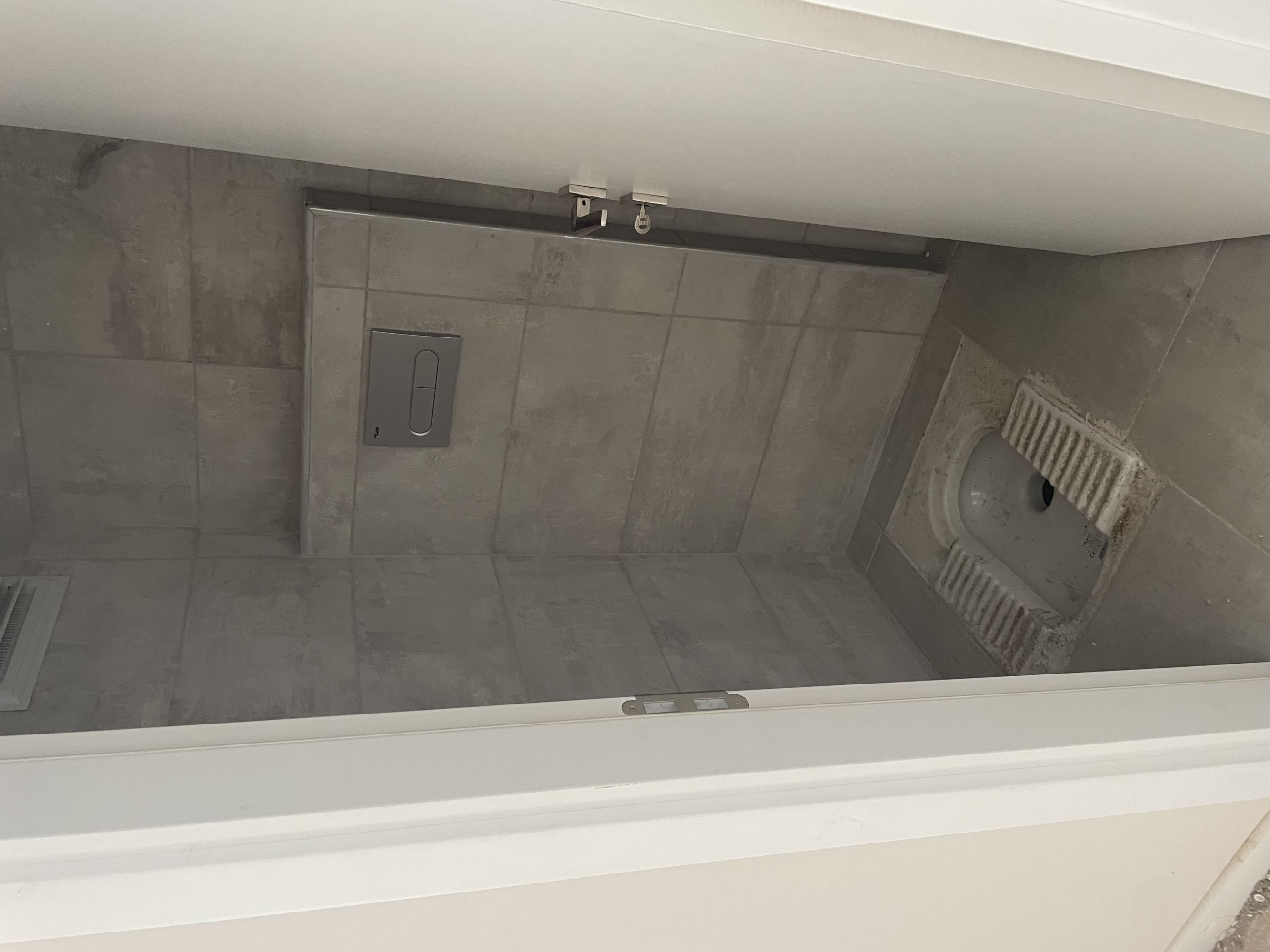 DÜZCE MERKEZ KOÇYAZI MAH SATILIK GENİŞ ARA KAT 2+1 DAİRE