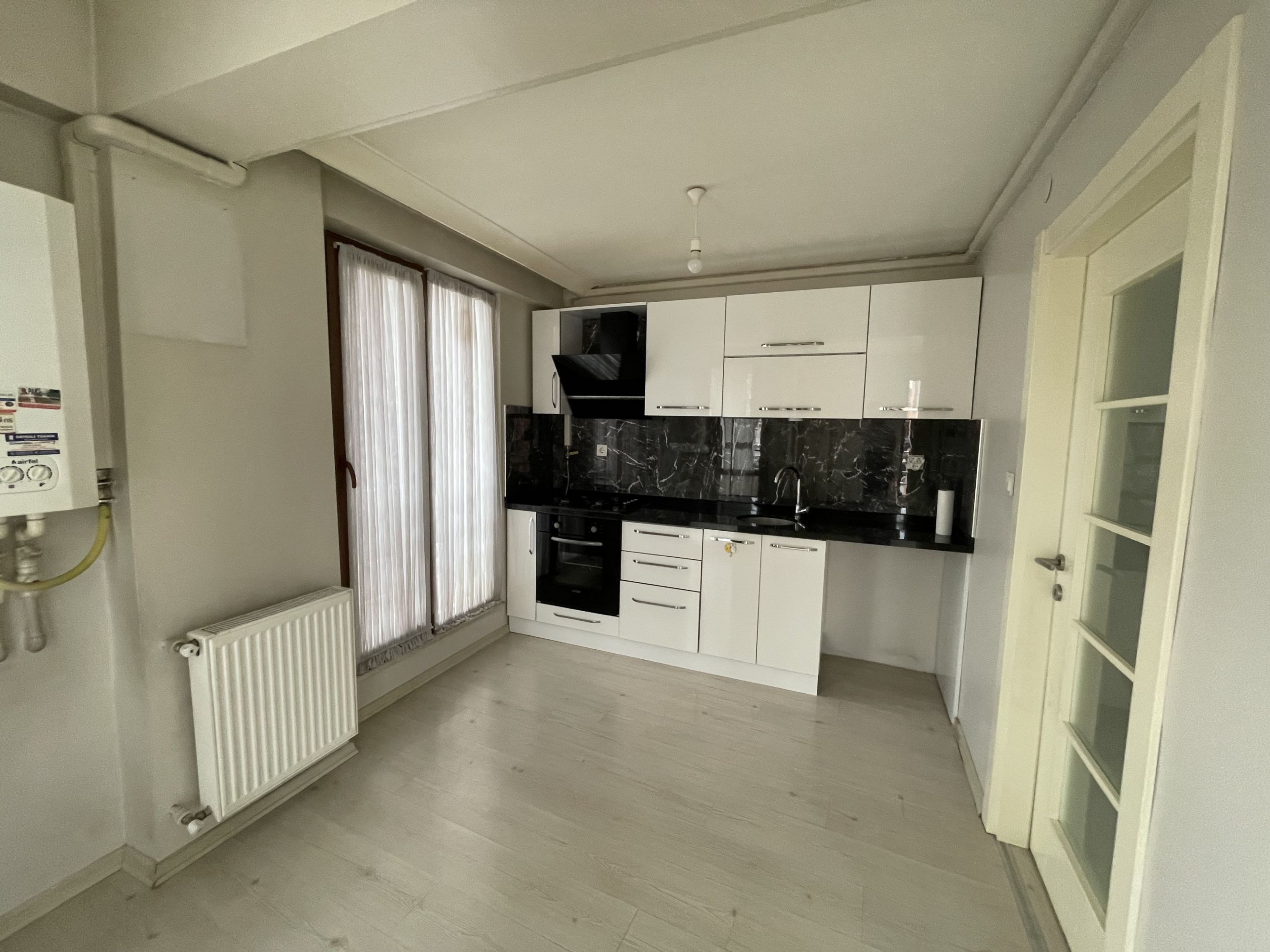 DÜZCE MERKEZ KÜLTÜR MAH ARA KAT SATILIK 2+1 DAİRE