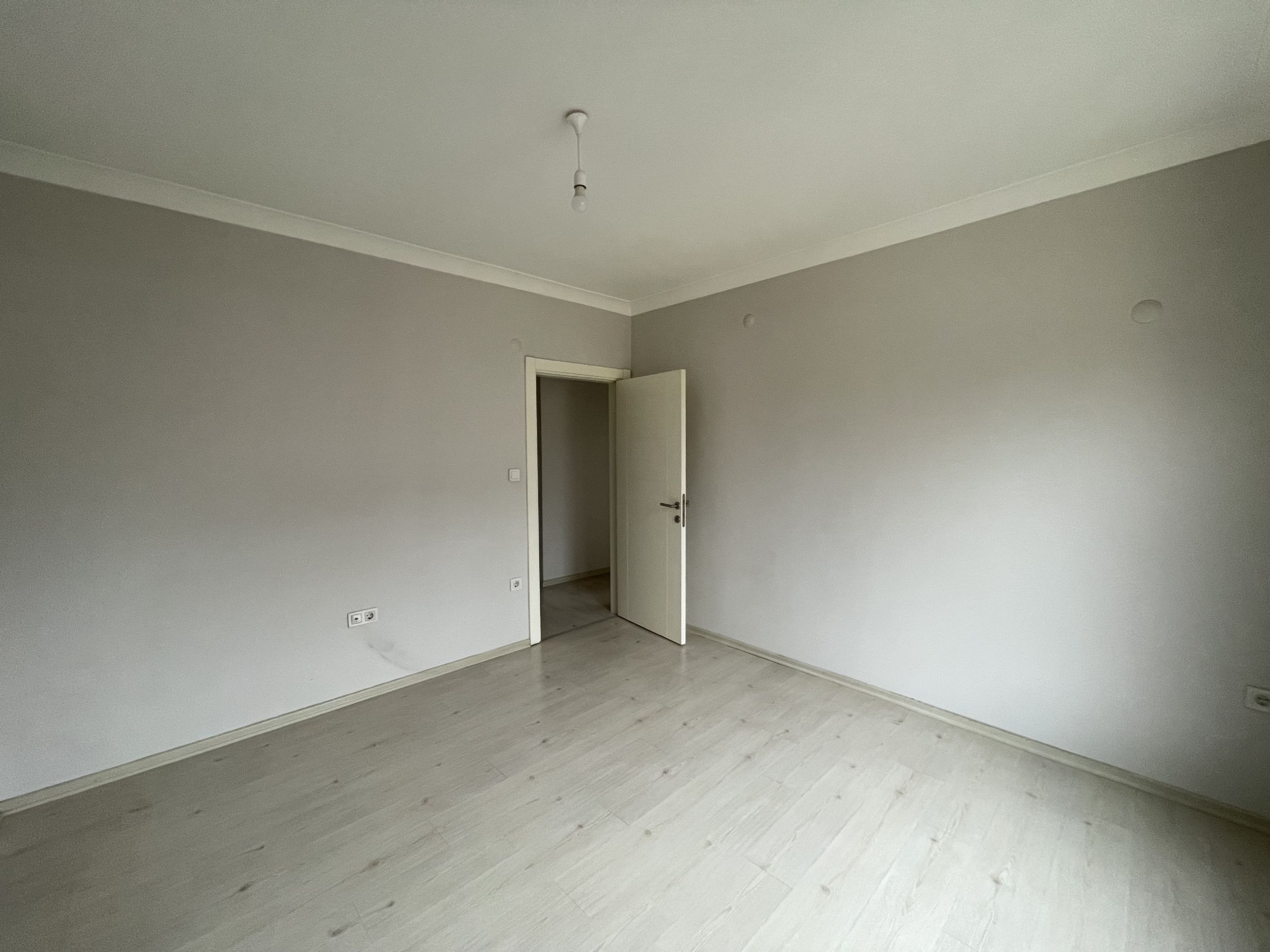 DÜZCE MERKEZ KÜLTÜR MAH ARA KAT SATILIK 2+1 DAİRE