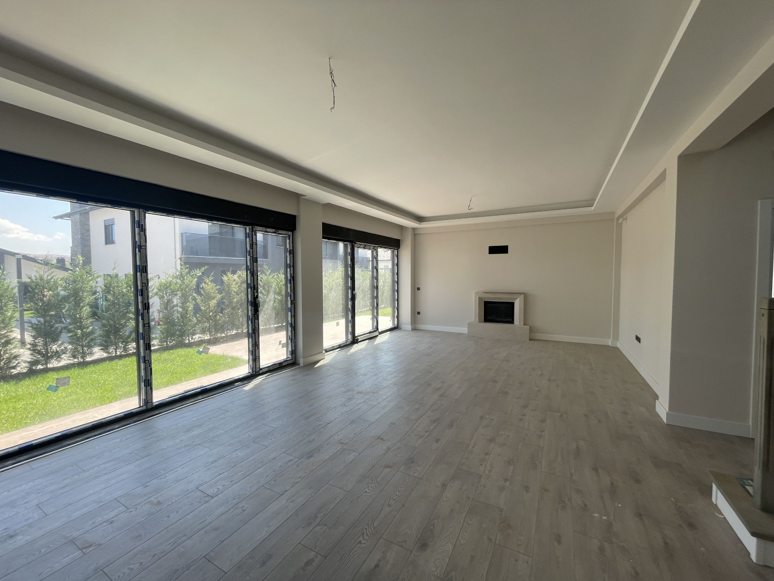 DÜZCE MERKEZ VADİ BAHÇEŞEHİRDE SATILIK TEKİL LÜX VİLLA