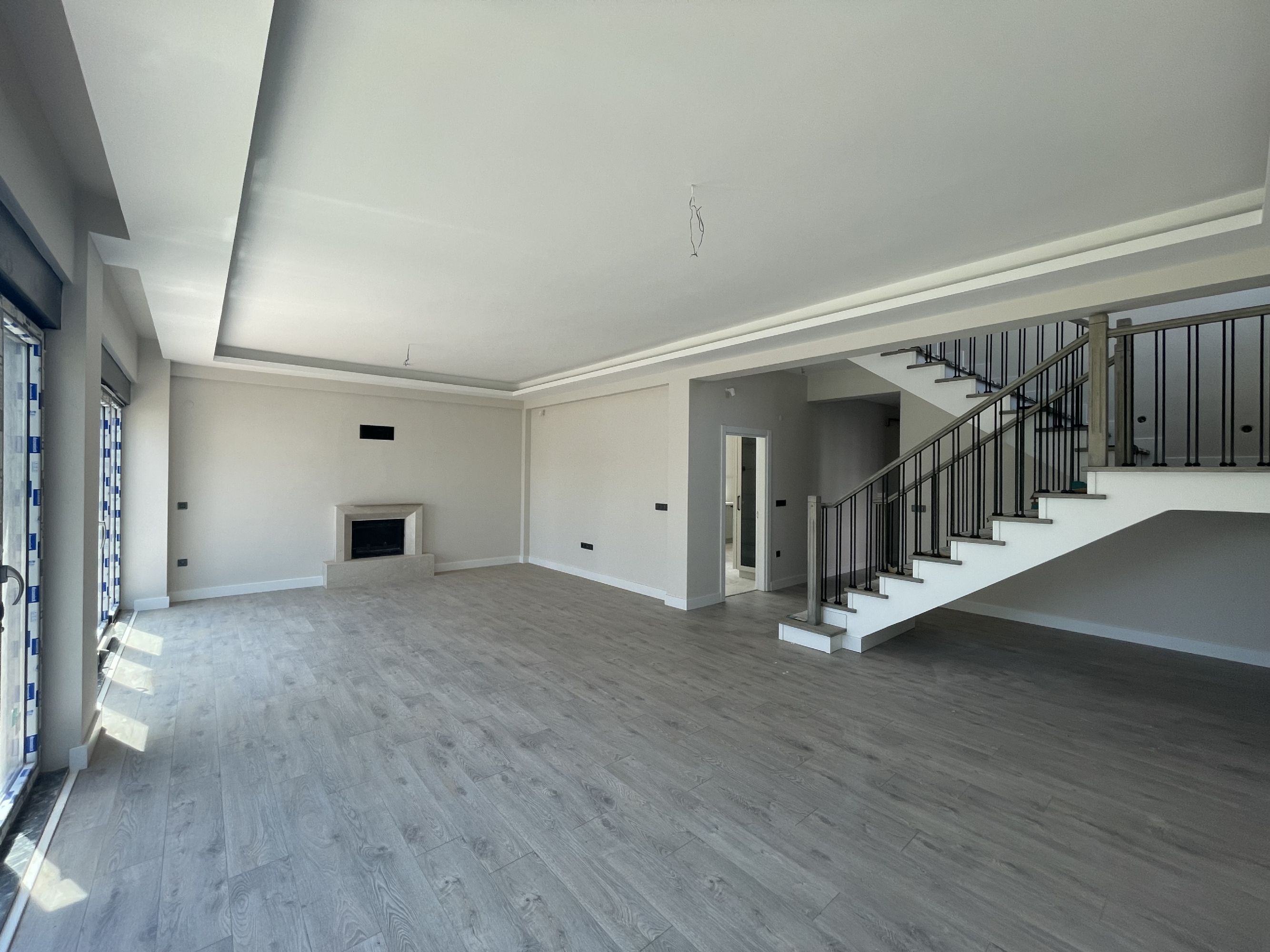 DÜZCE MERKEZ VADİ BAHÇEŞEHİRDE SATILIK TEKİL LÜX VİLLA