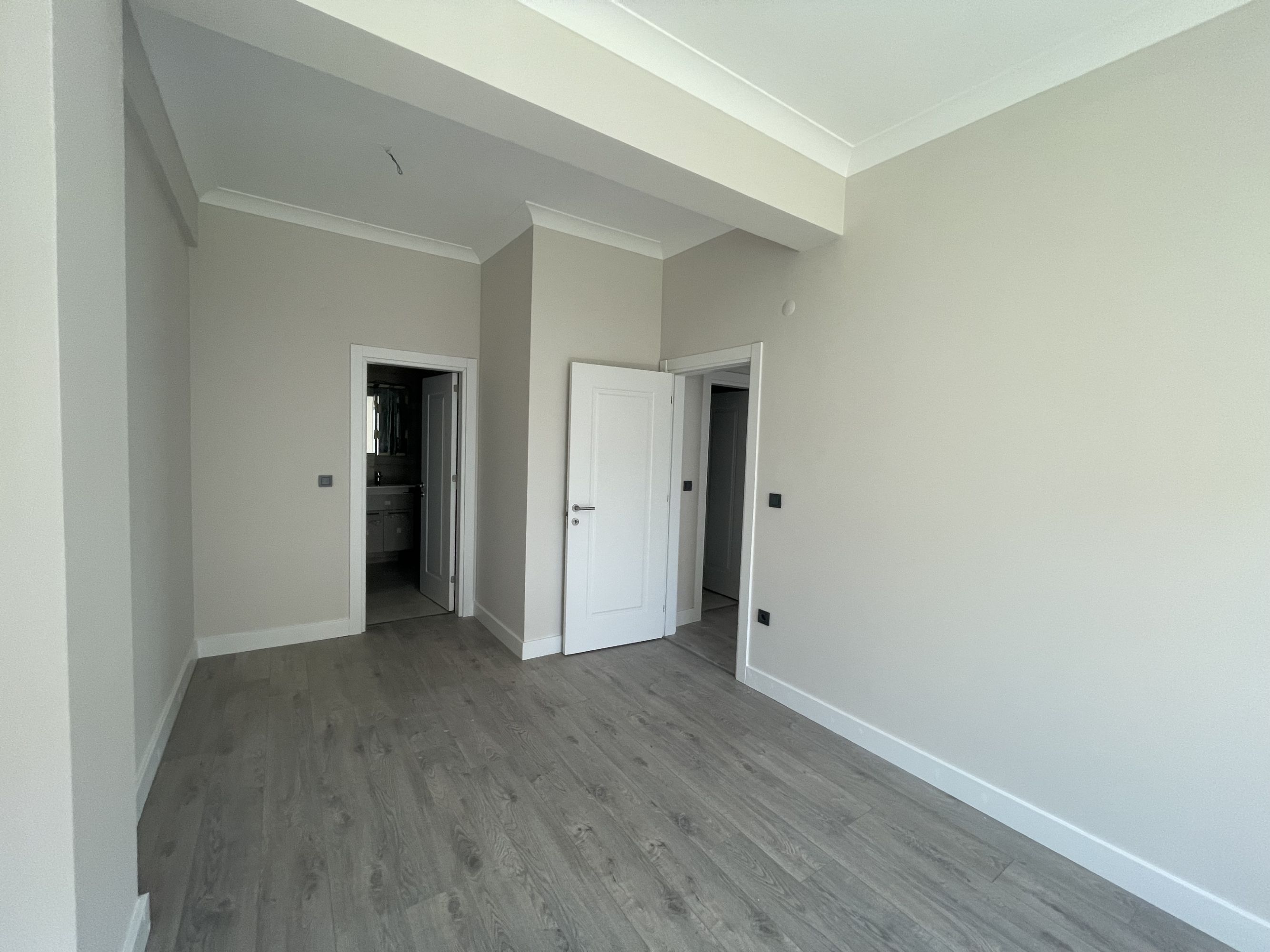 DÜZCE MERKEZ VADİ BAHÇEŞEHİRDE SATILIK TEKİL LÜX VİLLA