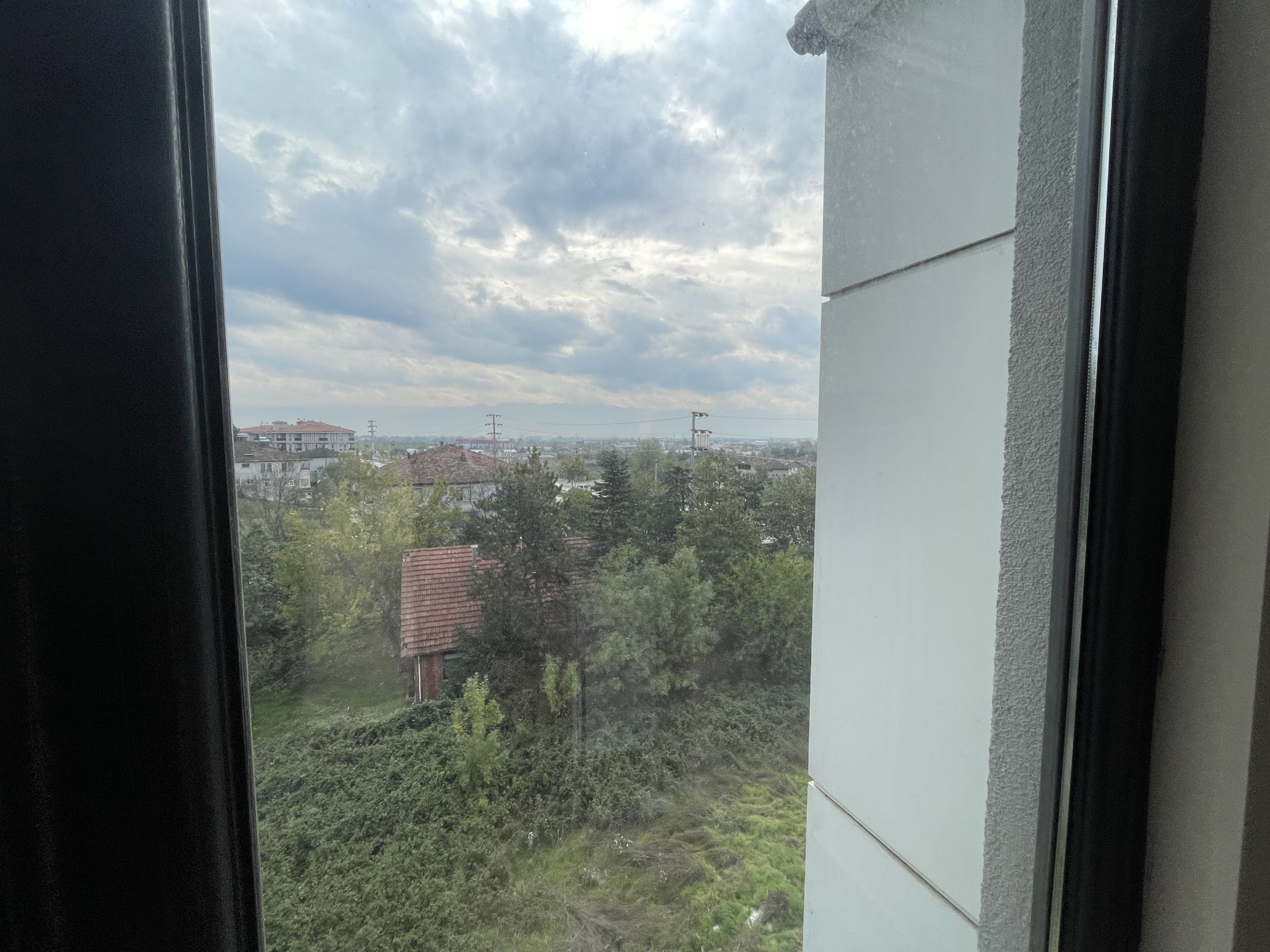 DÜZCE MERKE KONURALP DE ÜNİVERSİTE SAPAĞI GİRİŞİ SATILIK 1+1