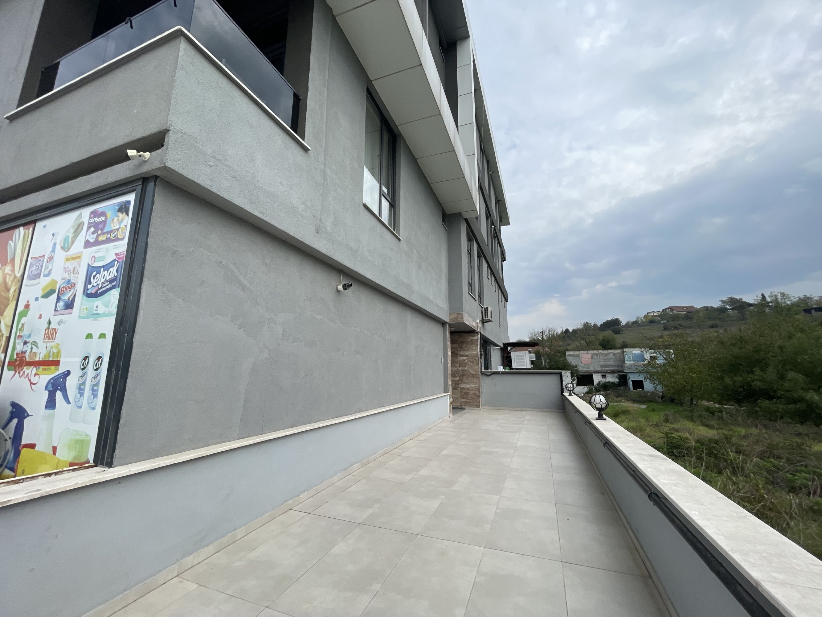 DÜZCE MERKE KONURALP DE ÜNİVERSİTE SAPAĞI GİRİŞİ SATILIK 1+1